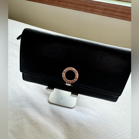 BVLGARI Handbags - 🔥Bulgari Womens Wallet